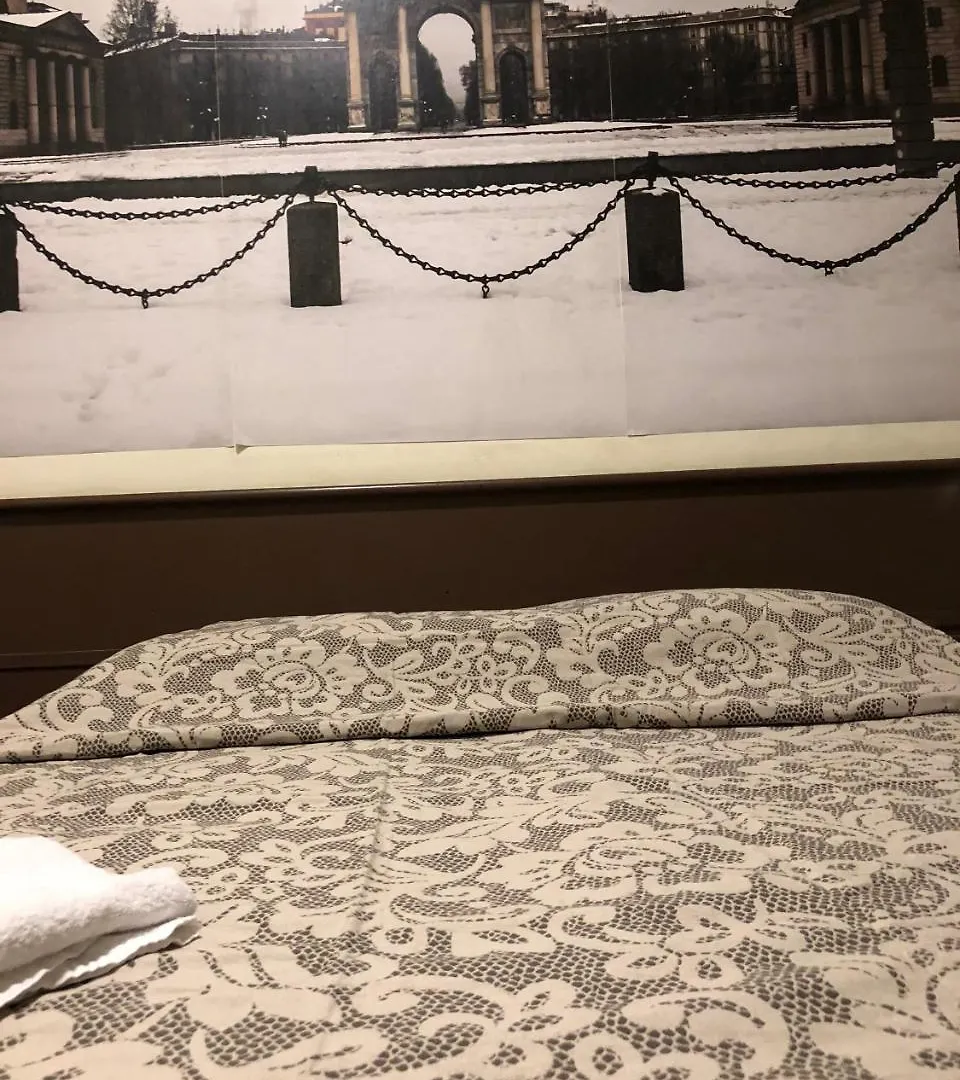 Albergo Corvetto Corso Lodi Milão 0*,  Itália